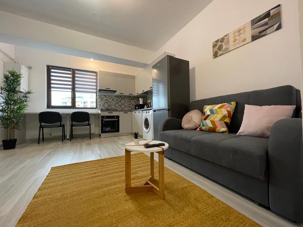 Luxury Apartment Яш Екстериор снимка