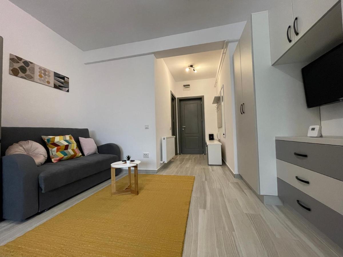 Luxury Apartment Яш Екстериор снимка
