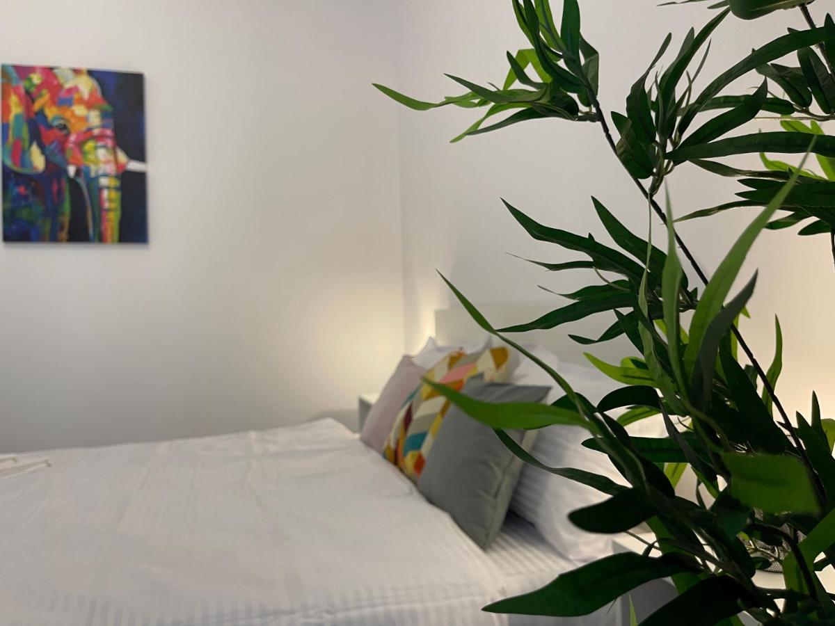 Luxury Apartment Яш Екстериор снимка